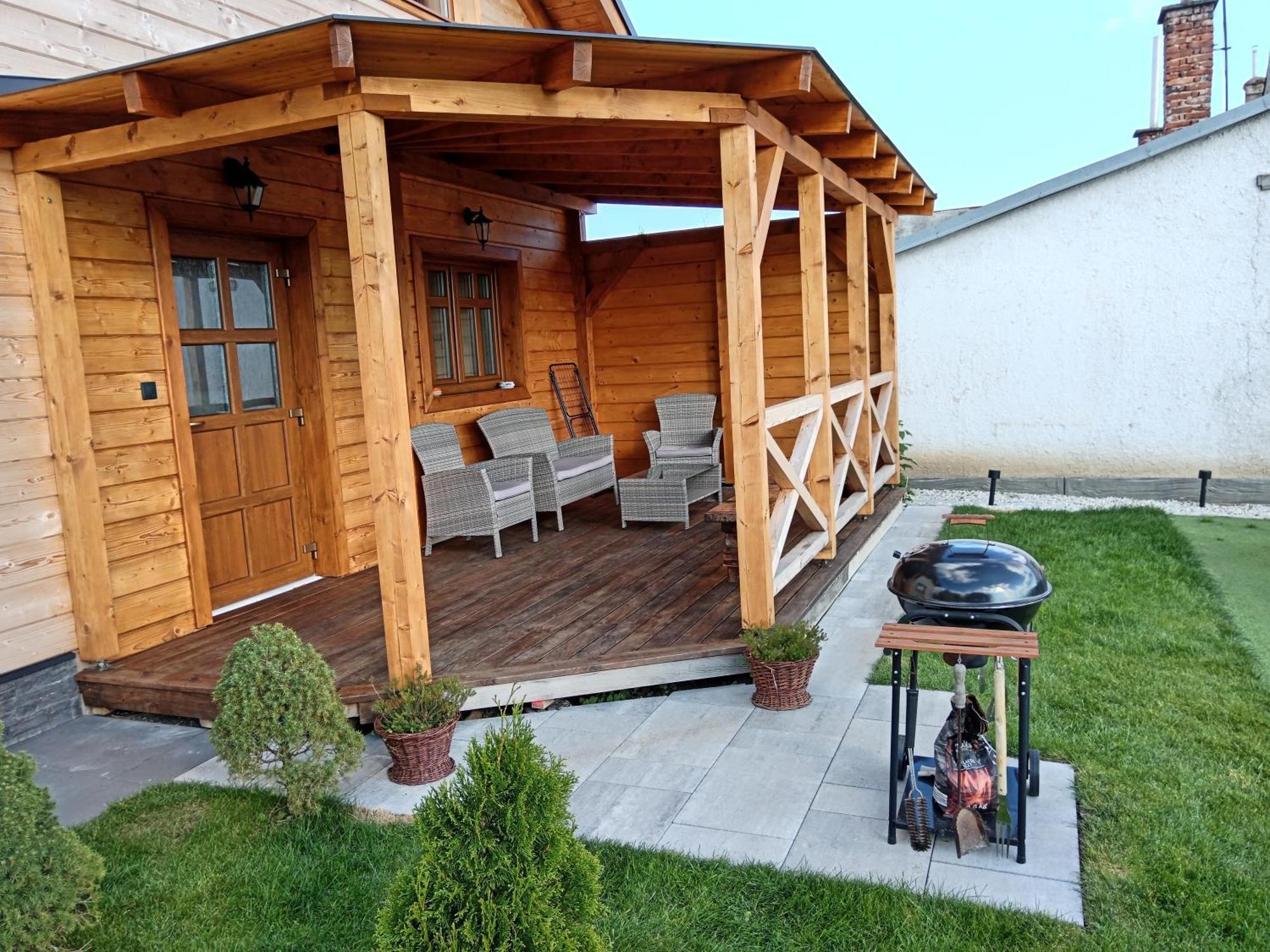 Villa Triti Stara Lesna Ngoại thất bức ảnh